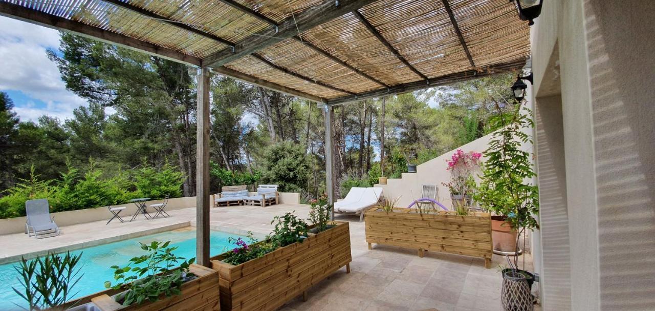 Bed and Breakfast Mas De La Fadeto Baux-de-Provence Zewnętrze zdjęcie