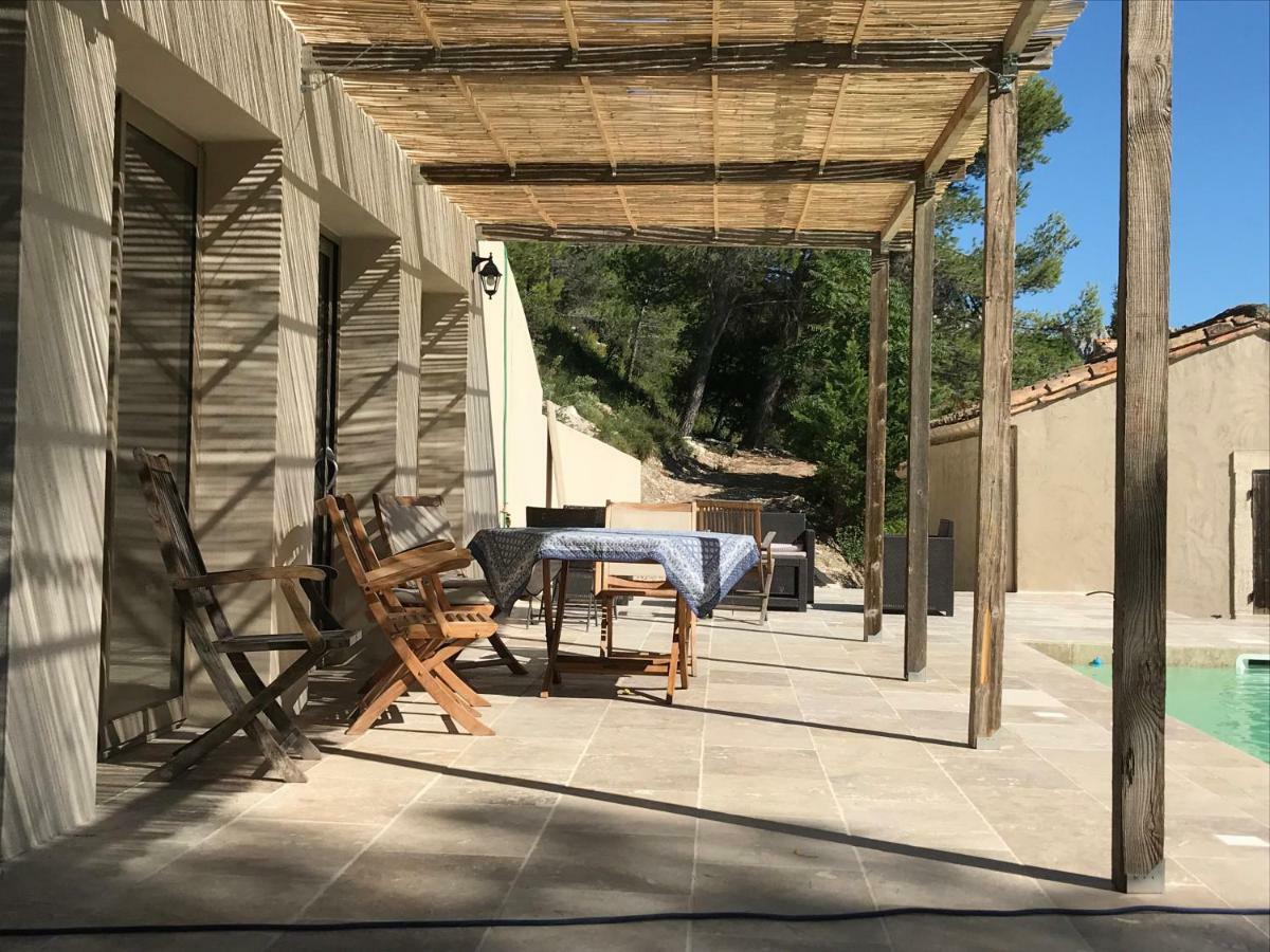 Bed and Breakfast Mas De La Fadeto Baux-de-Provence Zewnętrze zdjęcie